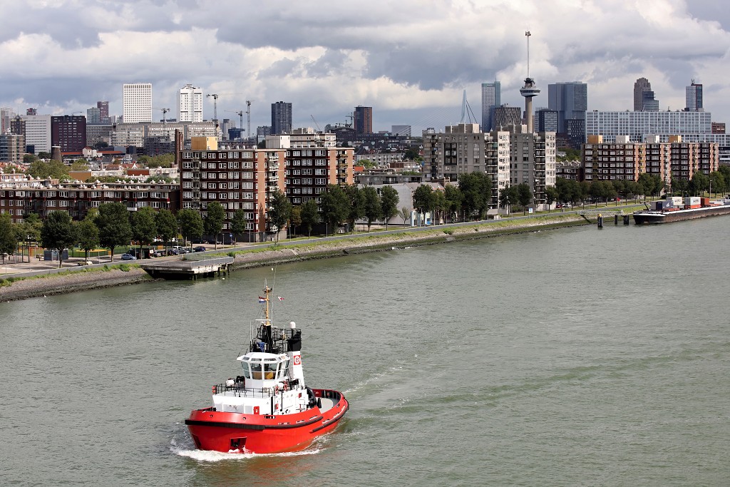 rotterdam haven havenstad hdr scheepvaart skyline euromast kop van zuid erasmusbrug erasmus mc europoort botlek maasvlakte